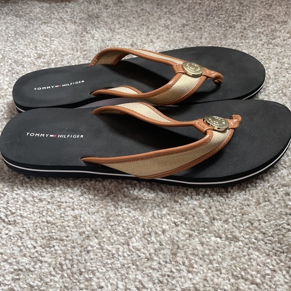 Tommy Hilfiger Sandals - Picture 2 of 3